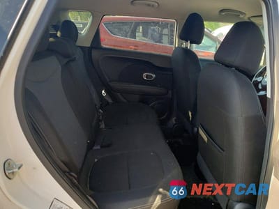 Zdjęcie 10 z 12 samochodu: 2019 KIA SOUL + VIN:KNDJP3A53K7678831 - miniatura