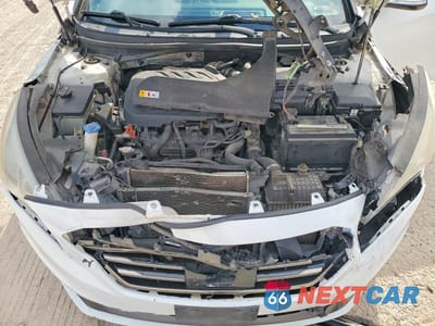 Zdjęcie 11 z 12 samochodu: 2015 HYUNDAI SONATA LIMITED 2.0T VIN:5NPE34AB9FH251292 - miniatura