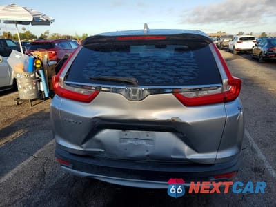 Zdjęcie 6 z 13 samochodu: 2018 HONDA CR-V LX VIN:2HKRW5H38JH415444 - miniatura