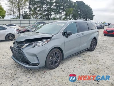 2024 TOYOTA SIENNA XSE 7-PASSENGER 5TDXRKEC7RS194748 - główne zdjęcie licytacji z USA - miniatura