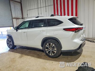 Drugie zdjęcie samochodu z przodu: 2023 TOYOTA HIGHLANDER XLE VIN:5TDKDRAHXPS005543 - miniatura