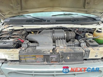 Zdjęcie 7 z 11 samochodu: 2000 FORD ECONOLINE E350 SUPER DUTY CUTAWAY VAN VIN:1FDWE35L7YHB54648 - miniatura