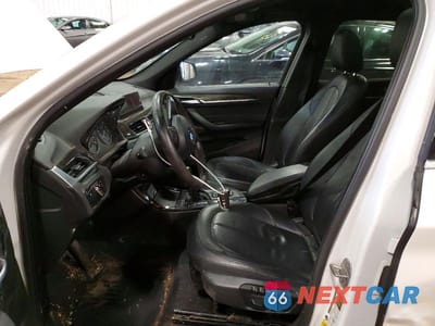 Zdjęcie 7 z 13 samochodu: 2016 BMW X1 XDRIVE28I VIN:WBXHT3C31G5E50423 - miniatura