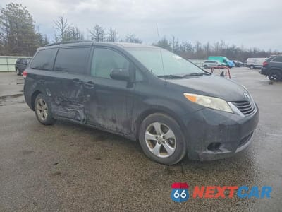 Czwarte zdjęcie samochodu z boku: 2011 TOYOTA SIENNA VIN:5TDKK3DC5BS052412 - miniatura
