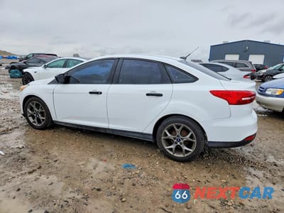 Drugie zdjęcie samochodu z przodu: 2015 FORD FOCUS S VIN:1FADP3E23FL256249 - miniatura