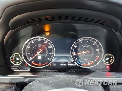 Zdjęcie 9 z 12 samochodu: 2015 BMW 750 LXI VIN:WBAYF8C50FD654860 - miniatura