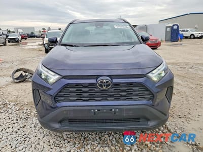 Piąte zdjęcie samochodu w środku: 2024 TOYOTA RAV4 XLE VIN:2T3W1RFV4RW330019 - miniatura
