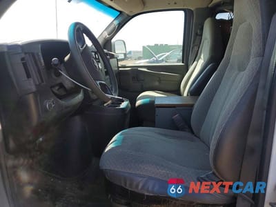 Zdjęcie 7 z 12 samochodu: 2008 GMC SAVANA G2500 VIN:1GTGG25C081209804 - miniatura