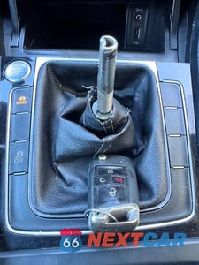Zdjęcie 11 z 11 samochodu: 2016 VOLKSWAGEN GOLF R VIN:WVWUF7AU2GW081911 - miniatura