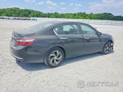 Trzecie zdjęcie samochodu z tyłu: 2017 HONDA ACCORD LX VIN:1HGCR2F31HA146978 - miniatura