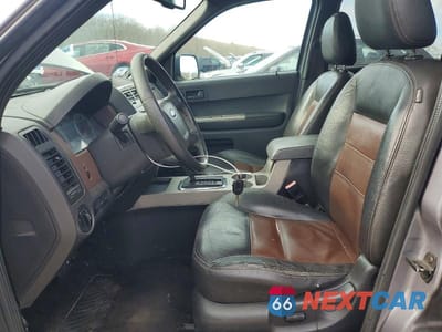 Zdjęcie 7 z 12 samochodu: 2008 FORD ESCAPE XLT VIN:1FMCU93198KA04814 - miniatura