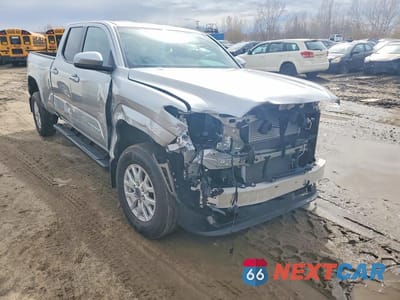 Czwarte zdjęcie samochodu z boku: 2025 TOYOTA TACOMA SR5 VIN:3TYLB5JNXST091345 - miniatura