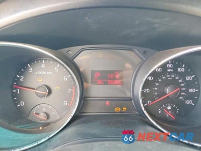 Zdjęcie 9 z 13 samochodu: 2016 KIA SEDONA LX VIN:KNDMB5C16G6121538 - miniatura