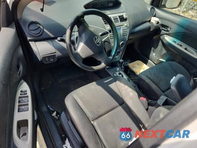 Zdjęcie 8 z 12 samochodu: 2010 TOYOTA YARIS BASE VIN:JTDBT4K38A4074145 - miniatura