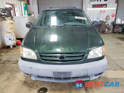 Piąte zdjęcie samochodu w środku: 2002 TOYOTA SIENNA VIN:4T3ZF19C52U470547 - miniatura