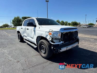 2014 TOYOTA TUNDRA CREWMAX SR5 5TFEY5F18EX167538 - główne zdjęcie licytacji z USA - miniatura