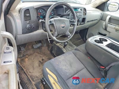Zdjęcie 8 z 12 samochodu: 2011 GMC SIERRA K1500 VIN:1GTN2TEA0BZ268824 - miniatura