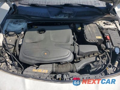 Zdjęcie 11 z 12 samochodu: 2014 MERCEDES-BENZ CLA 250 VIN:WDDSJ4EB3EN143855 - miniatura