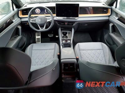 Zdjęcie 8 z 13 samochodu: 2026 VOLKSWAGEN TIGUAN SEL R-LINE TURBO VIN:3VVUW7RMXTM028910 - miniatura