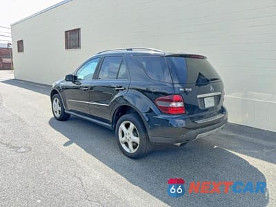 Trzecie zdjęcie samochodu z tyłu: 2008 MERCEDES-BENZ ML 350 VIN:4JGBB86E98A356324 - miniatura