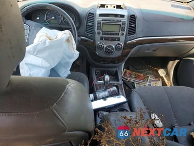 Zdjęcie 8 z 13 samochodu: 2010 HYUNDAI SANTA FE SE VIN:5NMSH4AG5AH407768 - miniatura