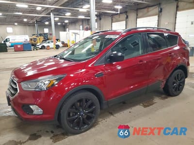 2018 FORD ESCAPE SE 1FMCU9GD3JUD48010 - główne zdjęcie licytacji z USA - miniatura