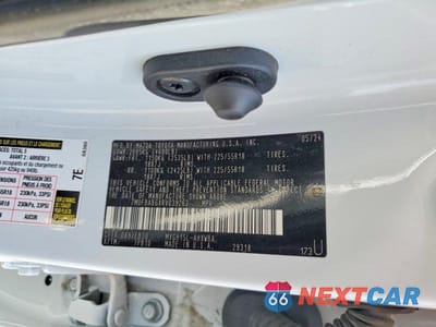 Zdjęcie 14 z 14 samochodu: 2024 TOYOTA COROLLA CROSS HYBRID XSE VIN:7MUFBABGXRV039263 - miniatura
