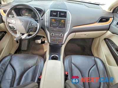 Zdjęcie 8 z 12 samochodu: 2015 LINCOLN MKC VIN:5LMTJ2AH9FUJ42478 - miniatura