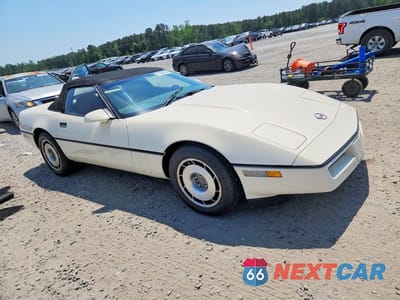 Czwarte zdjęcie samochodu z boku: 1987 CHEVROLET CORVETTE VIN:1G1YY3189H5121800 - miniatura
