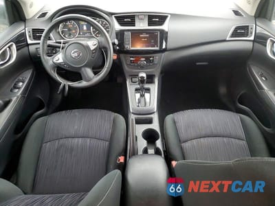 Zdjęcie 8 z 11 samochodu: 2019 NISSAN SENTRA SV VIN:3N1AB7AP5KY314693 - miniatura