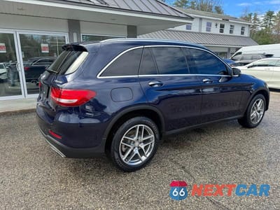 Czwarte zdjęcie samochodu z boku: 2016 MERCEDES-BENZ GLC 300 4MATIC VIN:WDC0G4KB9GF011985 - miniatura