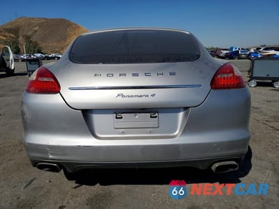 Zdjęcie 6 z 12 samochodu: 2012 PORSCHE PANAMERA 2 VIN:WP0AA2A75CL012012 - miniatura