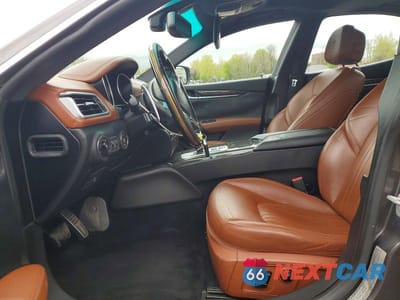 Zdjęcie 7 z 12 samochodu: 2015 MASERATI GHIBLI S VIN:ZAM57RTA7F1144492 - miniatura