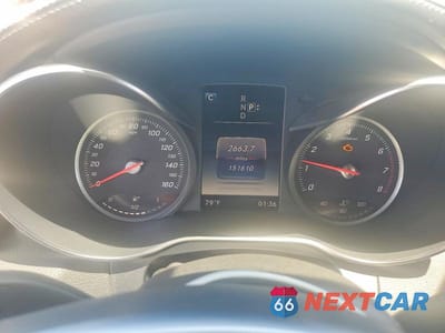 Zdjęcie 9 z 12 samochodu: 2015 MERCEDES-BENZ C 400 4MATIC VIN:55SWF6GB6FU005294 - miniatura