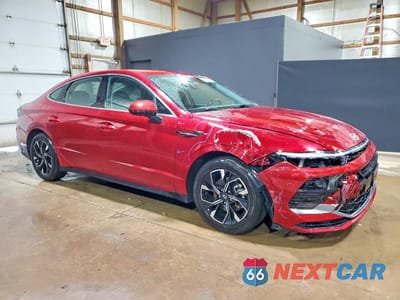 Czwarte zdjęcie samochodu z boku: 2024 HYUNDAI SONATA SEL VIN:KMHL64JA2RA392248 - miniatura