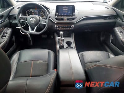 Zdjęcie 8 z 12 samochodu: 2021 NISSAN ALTIMA SR VIN:1N4BL4CV8MN380489 - miniatura