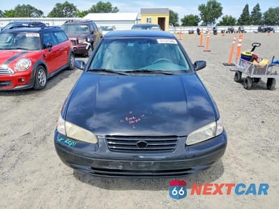 Piąte zdjęcie samochodu w środku: 1998 TOYOTA CAMRY LE VIN:4T1BG22K3WU386487 - miniatura