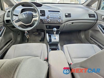 Zdjęcie 8 z 11 samochodu: 2008 HONDA CIVIC EX VIN:1HGFA16898L030698 - miniatura