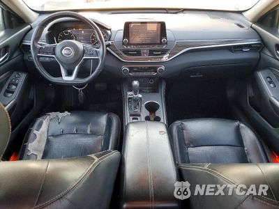 Zdjęcie 8 z 12 samochodu: 2019 NISSAN ALTIMA SL VIN:1N4BL4EVXKC211614 - miniatura