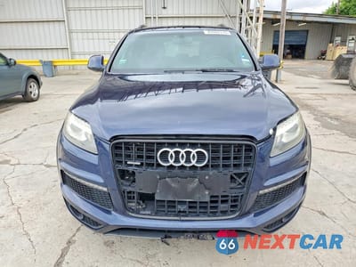 Piąte zdjęcie samochodu w środku: 2013 AUDI Q7 PRESTIGE VIN:WA1DGAFE1DD013323 - miniatura