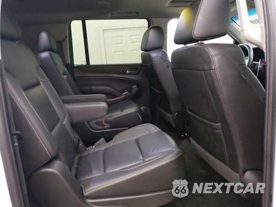 Zdjęcie 11 z 14 samochodu: 2018 CHEVROLET SUBURBAN K1500 LT VIN:1GNSKHKC1JR370015 - miniatura
