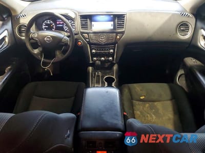 Zdjęcie 8 z 13 samochodu: 2019 NISSAN PATHFINDER SV VIN:5N1DR2MM6KC576995 - miniatura