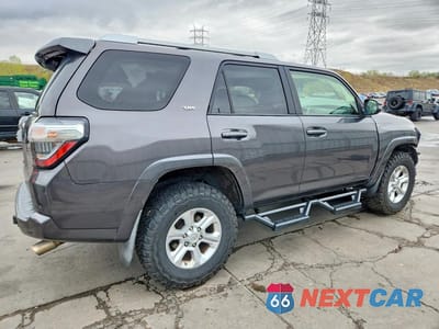Trzecie zdjęcie samochodu z tyłu: 2016 TOYOTA 4RUNNER SR5 PREMIUM VIN:JTEBU5JR3G5332823 - miniatura