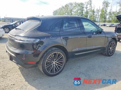 Trzecie zdjęcie samochodu z tyłu: 2023 PORSCHE MACAN BASE VIN:WP1AA2A53PLB06490 - miniatura