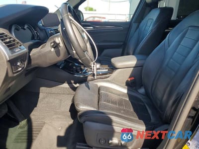 Zdjęcie 7 z 14 samochodu: 2019 BMW X3 SDRIVE30I VIN:5UXTR7C51KLR48510 - miniatura