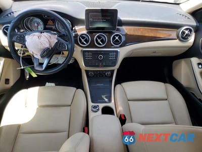 Zdjęcie 8 z 13 samochodu: 2016 MERCEDES-BENZ GLA 250 VIN:WDCTG4EB9GJ198733 - miniatura