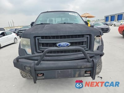 Piąte zdjęcie samochodu w środku: 2013 FORD F150 SUPERCREW VIN:1FTFW1ETXDKD47122 - miniatura
