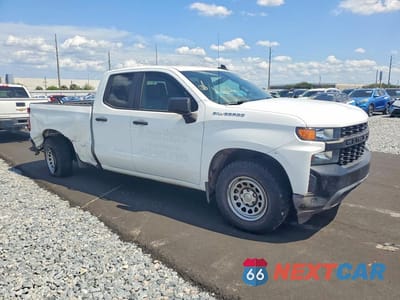 Czwarte zdjęcie samochodu z boku: 2020 CHEVROLET SILVERADO C1500 VIN:1GCRWAEF3LZ333768 - miniatura