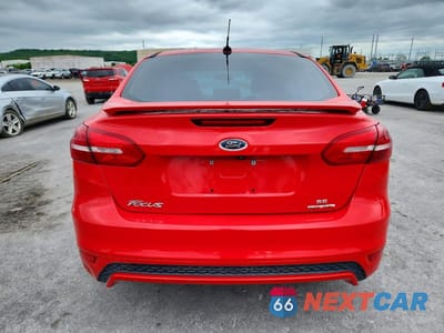 Zdjęcie 6 z 12 samochodu: 2016 FORD FOCUS SE VIN:1FADP3F29GL261357 - miniatura