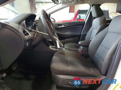 Zdjęcie 7 z 13 samochodu: 2017 CHEVROLET CRUZE LT VIN:1G1BE5SM2H7276862 - miniatura